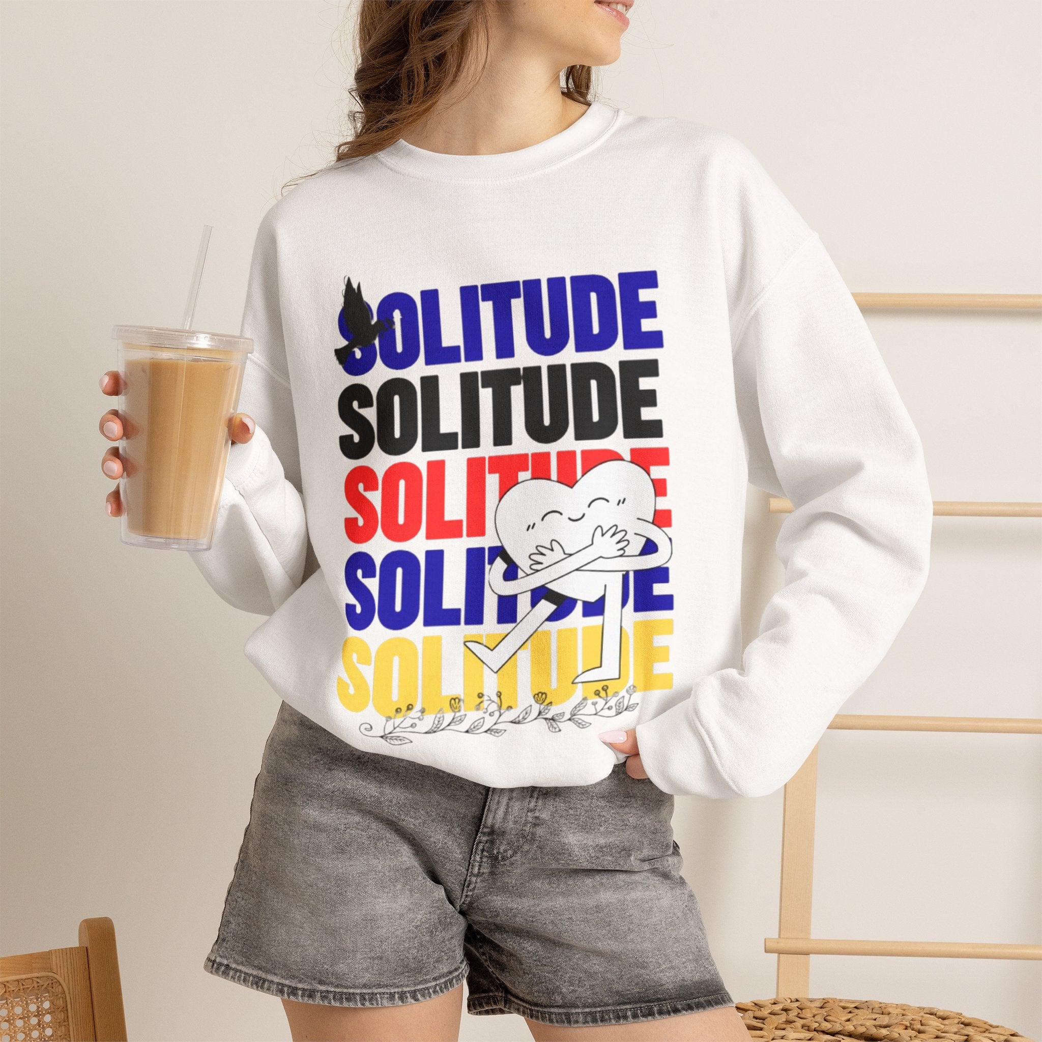 Solitude سويت شيرت ثقيل للجنسين برقبة دائرية من Heavy Blend™